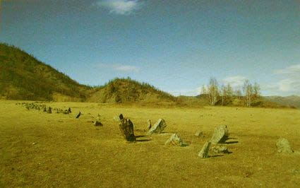 Каменные балбалы у Царского кургана. Урочище Башадар