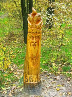 Велес (или Волос) - славянский бог богатства, покровитель купцов и торговли